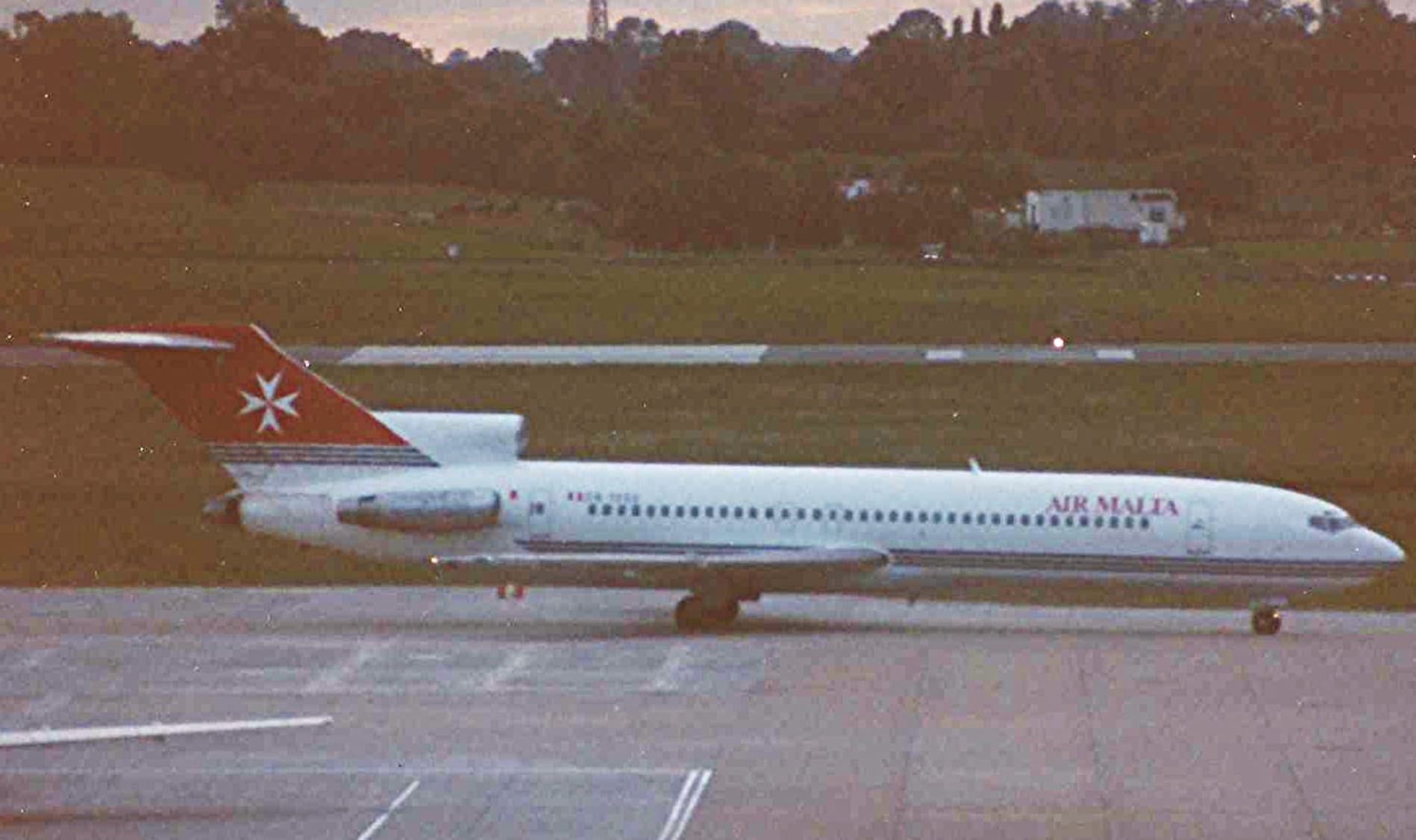 boeing 727 - Arin2850 Air Malta Morch